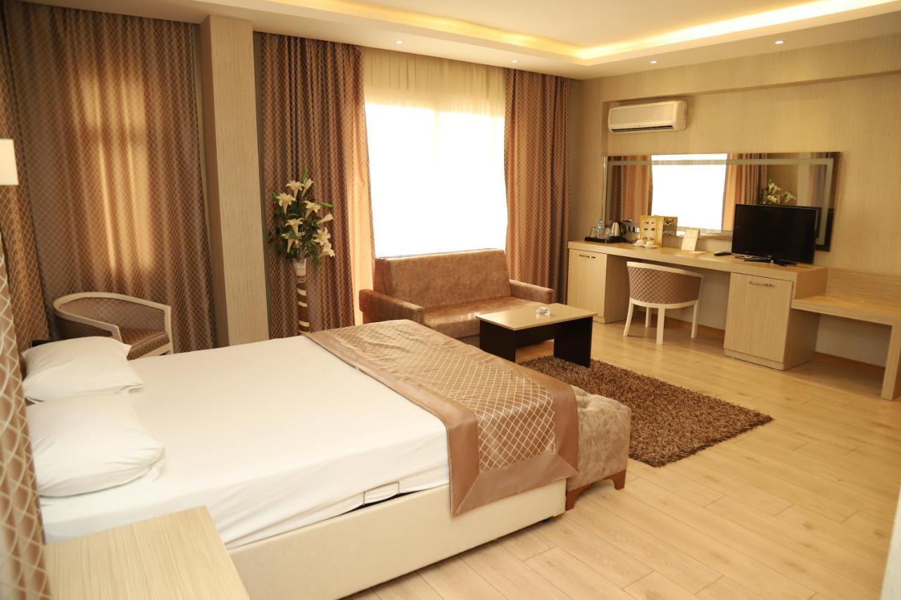 Othello Hotel Mersin  Exterior photo